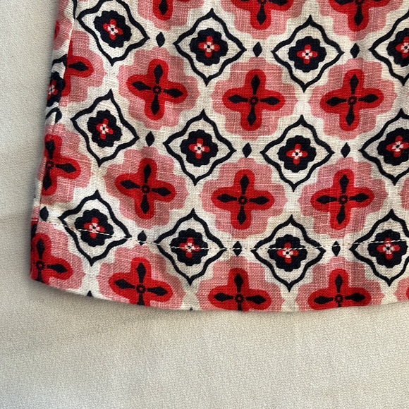 Boden Linen Long-sleeve V-neck Dress with Pockets - Picture 12 of 16